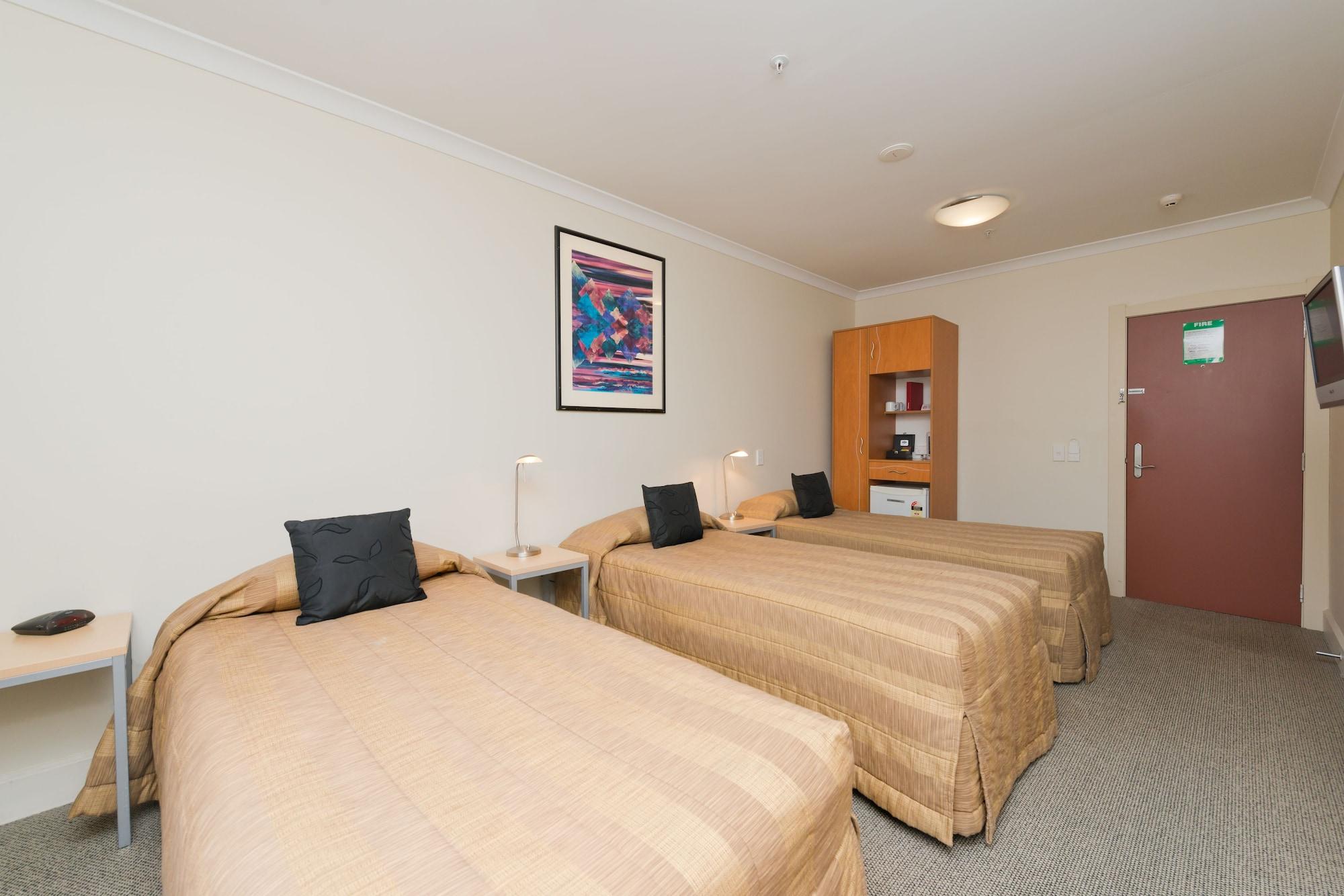 Heartland Hotel Глетчер Фокс Екстериор снимка