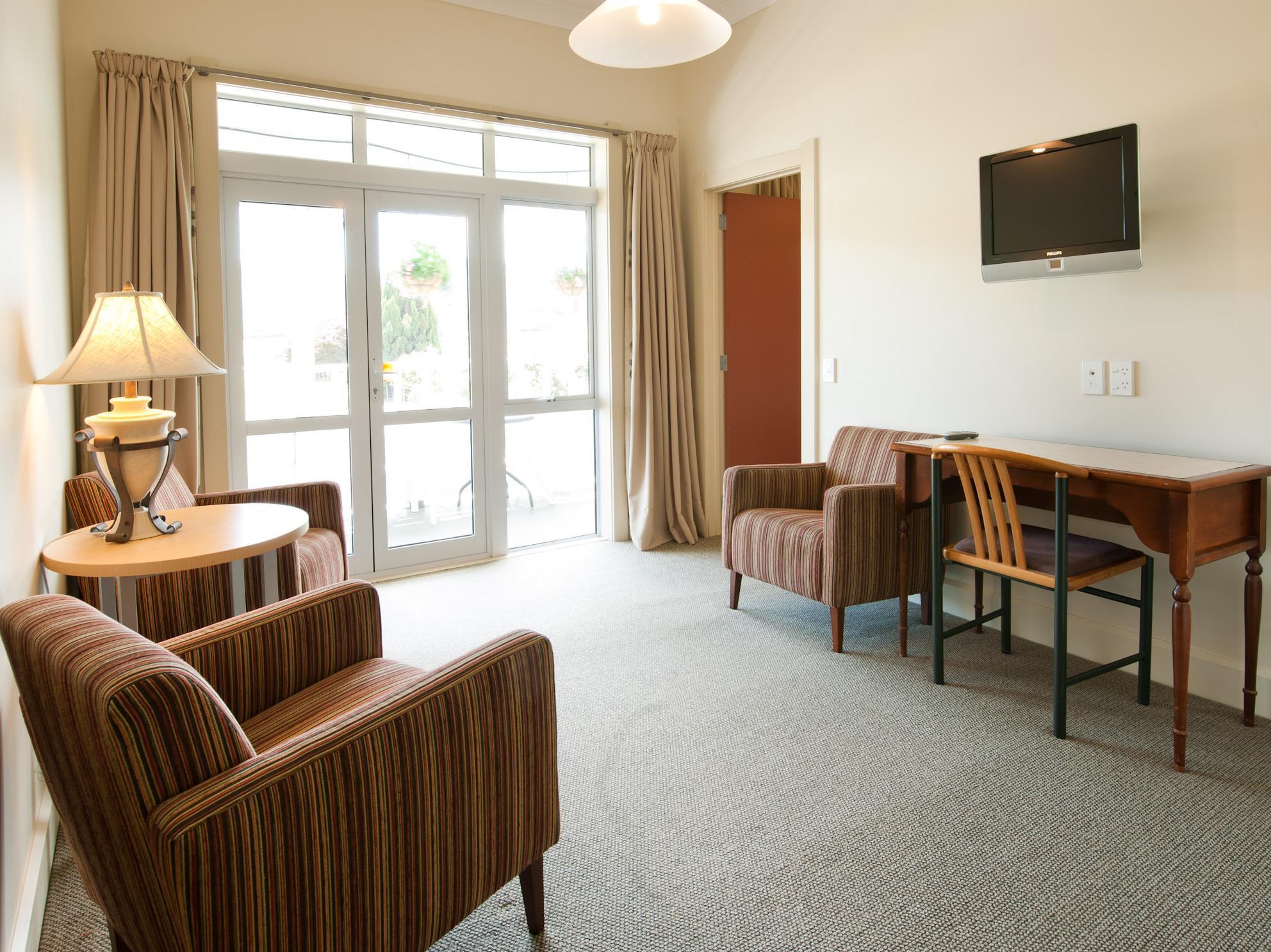 Heartland Hotel Глетчер Фокс Екстериор снимка