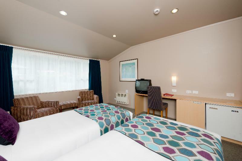 Heartland Hotel Глетчер Фокс Екстериор снимка